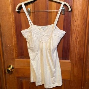 Banana Republic Cream Colored Women’s Cami - Size M - new with tags